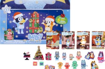 Bluey Fuzzies Advent Calendar Pack, 8 Exclusive Mini-Figures Includes 24 daily surprises with accessories, chip pieces, 4 trading cards, and animal stickers