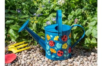 Childrens Metal Garden Watering Can (1.5 L) – Ladybird