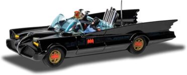 Corgi Diecast Model Cars – RT26701 Batmobile (35 x 140 x 980mm) with Batman and Robin