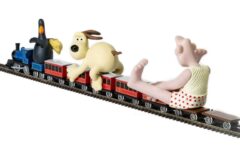 Corgi Wallace & Gromit – The Wrong Trousers – Train Set Chase – Pre-Order