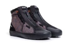 Dainese Ski & Motorcycling Gear – Last Sizes Sale Extra 20% Off e.g. Ikasu Air Mens Summer Motorcycle Shoes – Black/Orange/Blue