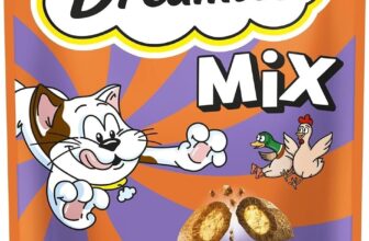 Dreamies Cat Treats, Tasty Snacks with Delicious Chicken and Delectable Duck, 8 Pouches of 60 g