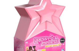 Dress to Impress Mystery Models Small Dolls Series 2 Pink