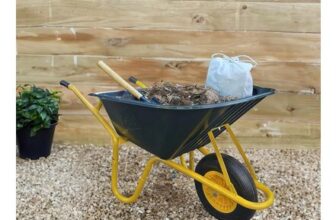 Green Tray Wheelbarrow