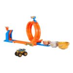 Hot Wheels Monster Trucks Loop-and-Flip Playset