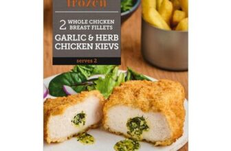 Iceland Whole Chicken Breast Garlic & Herb Kievs 320g
