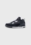 Jordan Spizike Low trainers in black and white