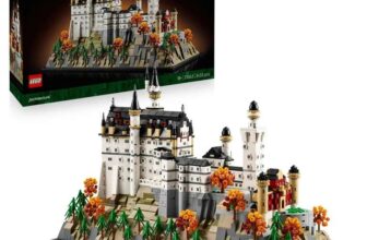 LEGO Architecture Neuschwanstein Castle incl. Towers, Courtyards & Detailed Interior – 21063