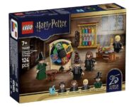 LEGO Harry Potter Hogwarts Castle: Sorting Hat Ceremony 76460