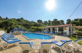 Last Minute 3 Night Holiday With Jet2 – Skiathos Greece – From Birmingham 16-19 August – Luggage and Transfers included – with code 2 ppl