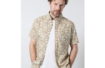 Maine Brown Leaf Print Oxford Short Sleeve Shirt