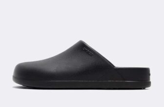Mens Crocs Dylan Clog, Black, Size 7, Free C&C