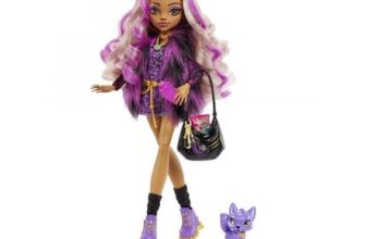 Monster High Doll with Pet & Accessories – Clawdeen