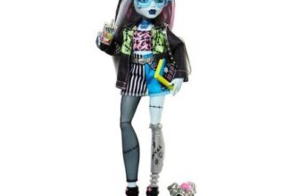 Monster High Frankie Stein Doll with Pet Watzie