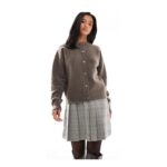 New Look Petite Box Pleat Mini Skirt in Brown Check