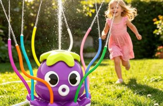 Octopus Water Sprinkler for Kids, Outdoor Garden Spray Toy, Purple Octopus Water Sprinkler Toy for Lawn and Garden, Outdoor Water Spray Fun