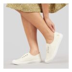 Original Penguin Womens Anita Canvas Pumps off White