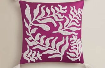 Pink Leaf Tufted Cushion – Free C&C