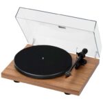 Pro-Ject Debut E Carbon Turntable (Walnut) – Member Price Free To Join – 6 Year Warranty