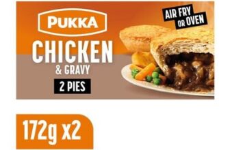 Pukka 2 Puff Pastry Pies Chicken & Gravy 2x172g