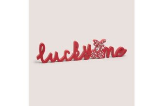 Red Lucky Me Sign