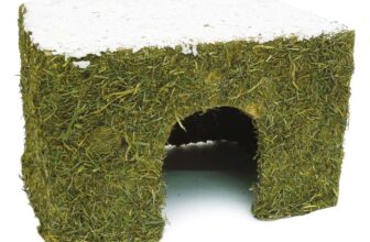 Rosewood Naturals Coconut Hay Cottage, Medium Edible Hideaway & Chew Toy with Coconut Roof, Cosy Activity House (w/voucher)