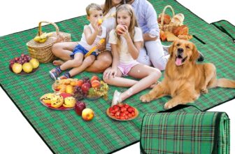 SOMIYAMI Tartan Picnic Blanket Waterproof, Garden Outdoor Camping Blanket, Beach Picnic Mat With Carrying Handle, Washable Multipurpose 150 x 200cm (Green)