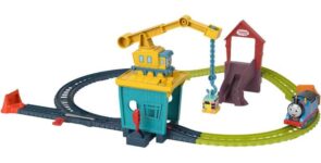 Thomas & Friends Fix Em Up Friends Motorized Toy Train Set