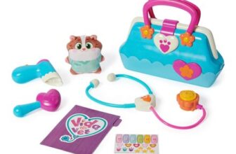 Vida the Vet: 5 Accessories, Popcorn Plush Toy, Stickers, 3