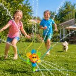 Wassersprinkle Toys for Kids, Cute Sprinkler, Outdoor Garden Lawn Watering Toys with Hose Clamps, Sprinkler Toys for Lawn, Garden, Pool party (Yellow Sunflower 3)