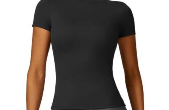 Womens Slim Fit Crew Neck Short Sleeve Tee Black