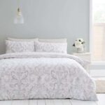 Ashleigh Damask 100% Cotton Duvet Cover & Pillowcase Set Kingsize Free Click and Collect