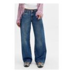 BDG Kayla Lowrider Jeans
