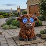 Blinking Solar Highland Cow Garden Ornament Animated LED Outdoor Statue (2)