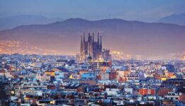 Direct Return Flights to European Destinations from London, Manchester etc – E.g. Stansted to Barcelona 22nd to 29th Sept