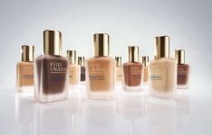 FREE 4ml Estée Lauder 10-day Double Wear sample in store W/Voucher