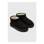 Girls Black Snug Boots (Younger 10-Older 5)