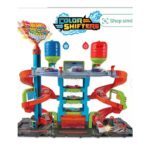 Hot Wheels City Mega Car Wash with 1 Colour Shifters Car Toy