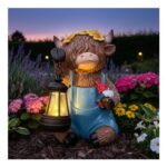 Lifemet Solar Highland Cow Garden Ornament with Lantern