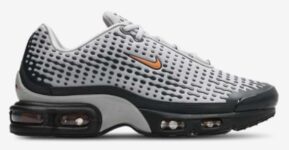 Nike Air Max Tuned 7 – 10% Off with BLC. Free delivery for FLX members