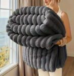 ROSEKIND Blanket, 300GSM Soft & Warm Fleece Blanket (3 different sizes) ROSEKIND JULY Store