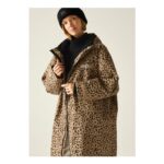 Regatta Abstract Leopard Spot Adult Waterproof Robe with Hydrafort Technology