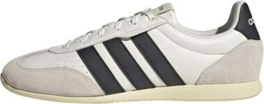 adidas Mens BARREDA LO Shoes – Size 7 UK