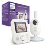 AVENT Philips Video Baby Monitor Private and secure with A-FHSS technology, 2.7 inch color screen, Model SCD833/05