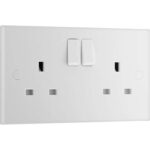BG Electrical Double Switched Power Plug Wall Socket – Nexus 900 Series, White Moulded, Square Edge, 13A, 922DP