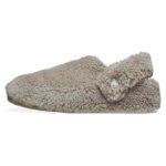 Crocs Unisex-Adult Classic Cozzzy Slipper Casual Slippers – Sold by Crocs Europe / FBA