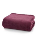 Deyongs Snuggle Touch Throw, Magenta