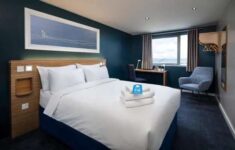 From 20th Dec – Christmas Day Travelodge Rooms in Birmingham for £24.99