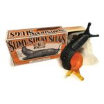 House of Marbles Slimy Slugs – 2 Realistic 13 Cm