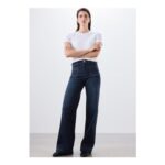 Indigo Stretch Pocket Front mid Rise Wide Leg Jeans – 8/L29